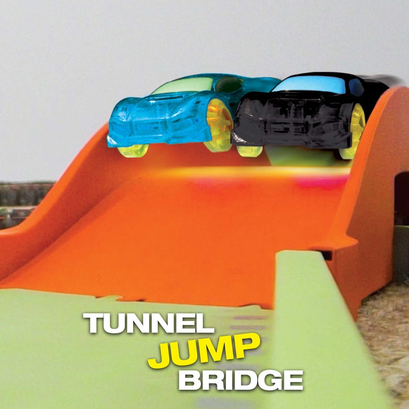 Ontel Magic Tracks Rocket Racers Remote Controlled Race Car vs Pace Car Track Set (MTRR-MC4/2) - Image 3